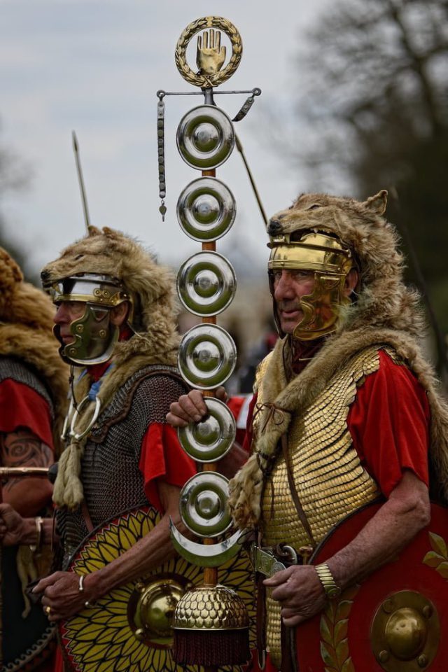 Imperial Rome Standard Roman standards « IMPERIUM ROMANUM