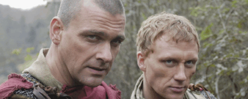 Kevin-McKidd-as-Lucius-Vorenus-Ray-Stevenson-as-Titus-Pullo-rome-16609042-600-399