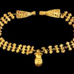 Roman gold necklace