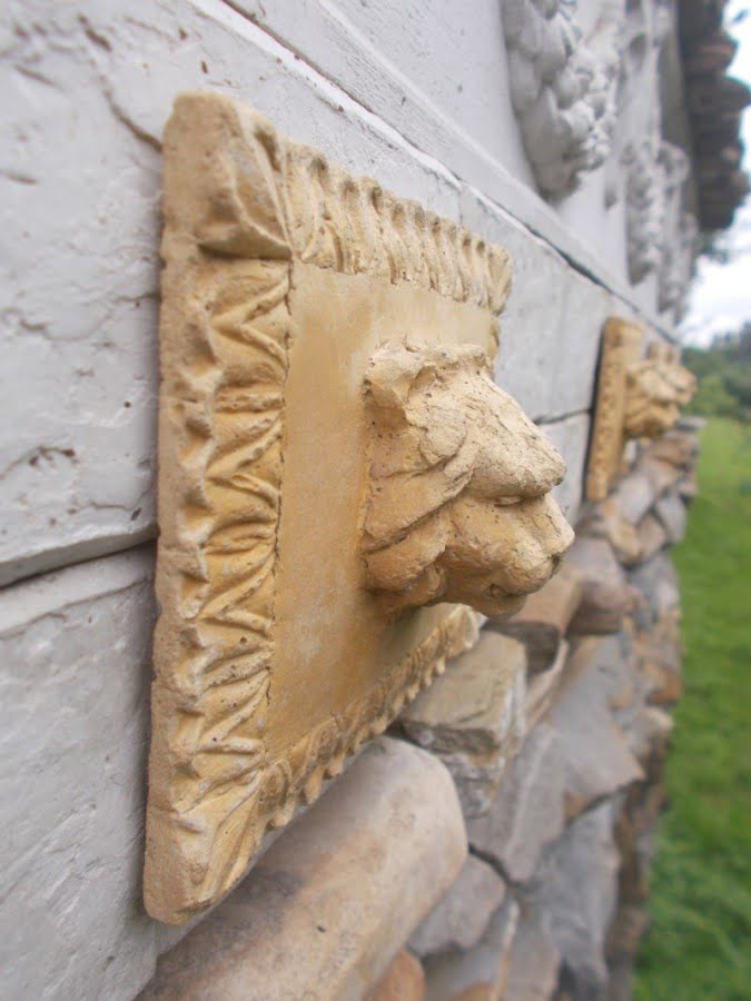 Rzymskie pomniki w Dobkowicach