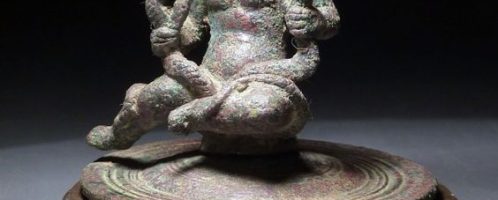 Sculpture depicting little Heracles choking snakes