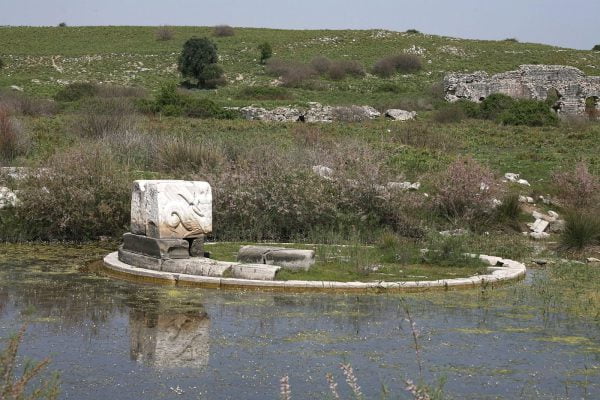Monument in honor of the victory at Actium; Lion Harbor