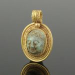 Unikalny rzymski złoty wisiorek
