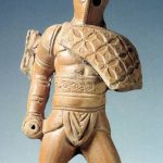 Rzymska mała statuetka ukazująca gladiatora