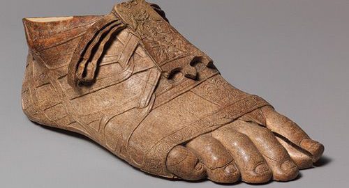 Made of ivory Roman foot in sandal