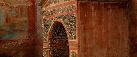 Beautifully decorated fountain in Pompeian house