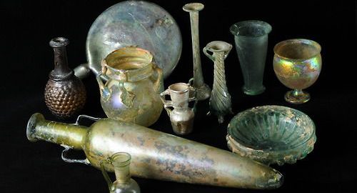 Unique Roman glassware set