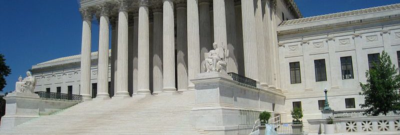 United States Supreme Court headquarters. Similarities to the Roman style can be seen with the naked eye.