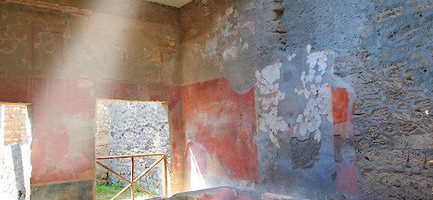 Roman stone "bathtub" in which fullers worked. Located in Pompeii