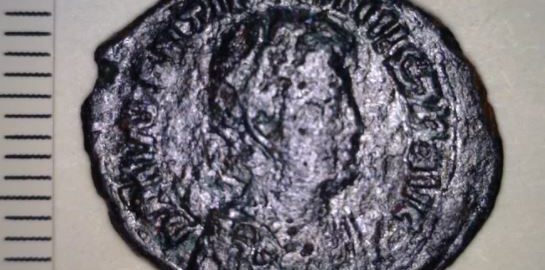 Moneta wybita w Antiochii, między 378-383 n.e., kiedy rządził cesarz Walentynian II