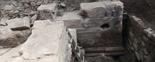 Archeolodzy odkryli I-wieczny rzymski łuk triumfalny w antycznym Trimontium