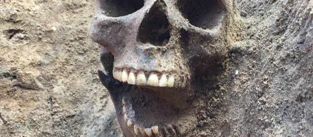 Archaeologists discovered 3 skeletons from Roman times in Lincoln