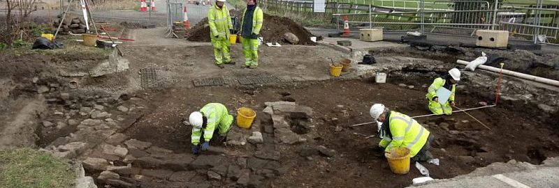 Traces of the Roman urban center were found under the road