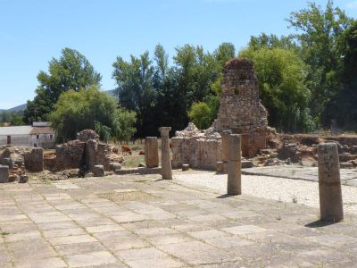 Remains of the gate and towers in Ammaia