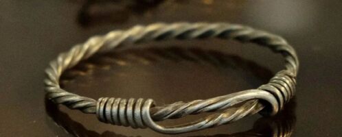 Roman bracelet made of twisted silver wire