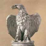 Pięknie zachowana rzymska rzeźba orła