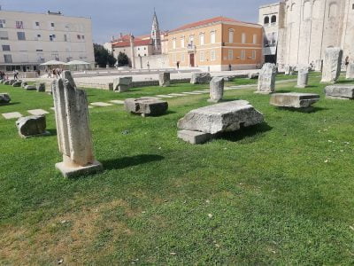 Found remains from the Roman forum in Zadar