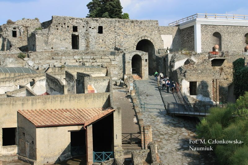 Porta Marina - Sea Gate, present entrance to the excavation site from the Circumvesuviana Railway Station "Pompei Scavi - Villa dei Misteri".