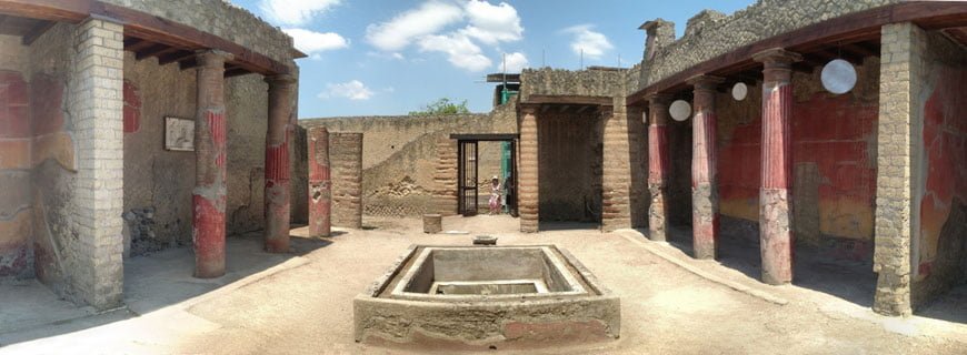 The House of the Relief of Telephus in Herculaneum