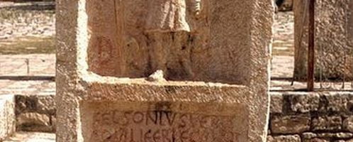 Photo of the tombstone of Felsonius Verus