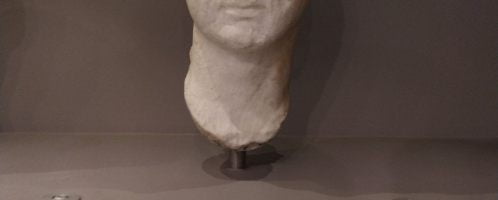 Marmurowy portret cesarza rzymskiego Oktawiana Augusta