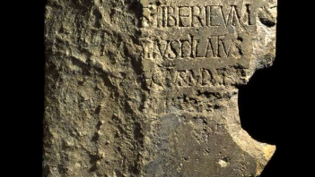 Inskrypcja z zapisanym imieniem Piłata