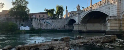 Foundations of Nero Bridge in waters of Tiber were exposed