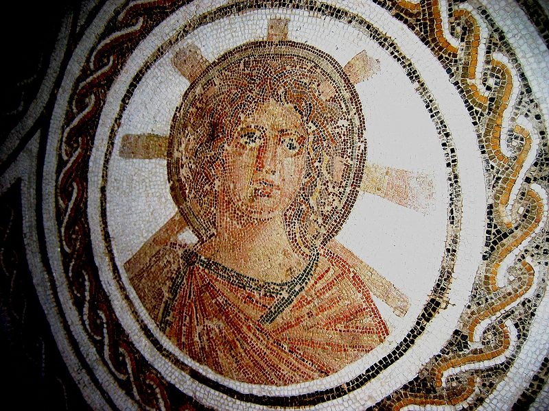 Późnorzymska mozaika przedstawiająca Apolla jako młodzieńca z głową otoczoną nimbem