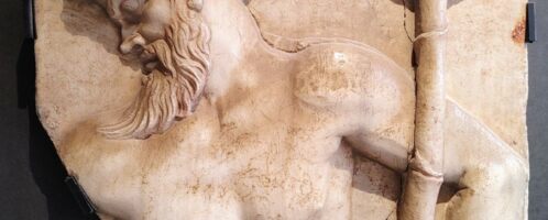 Relief rzymski ukazujący satyra