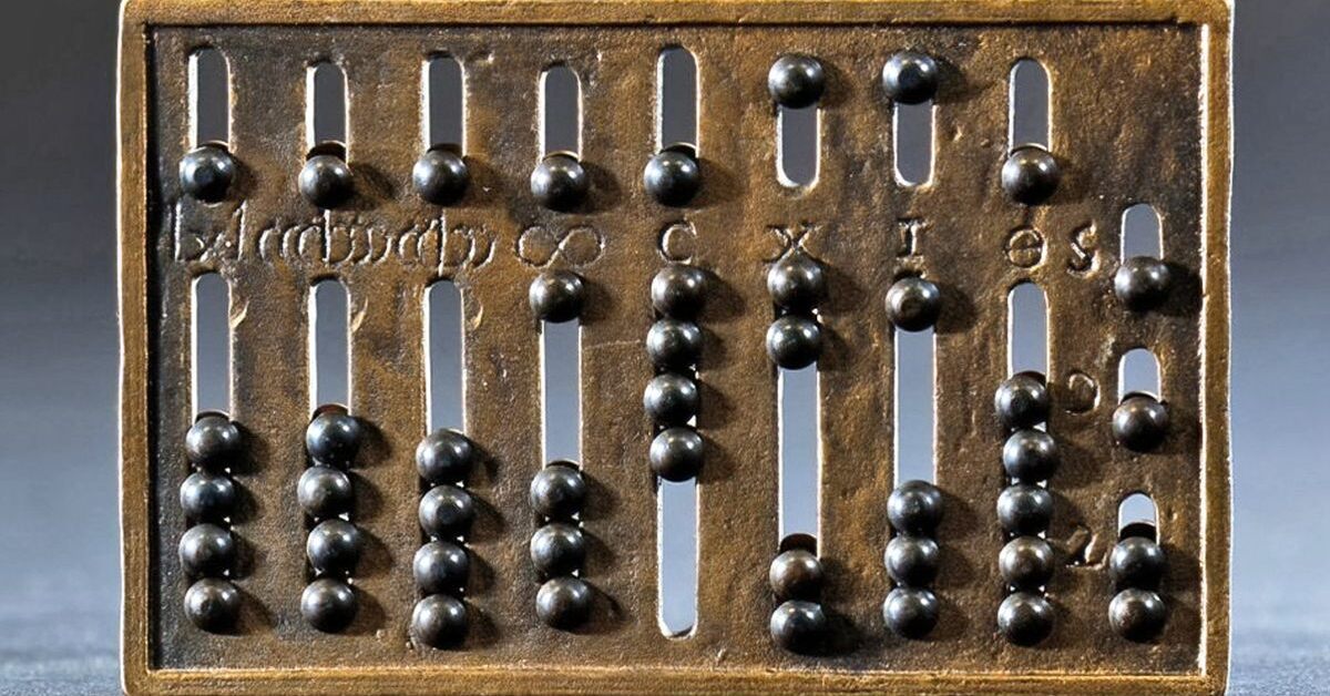 Roman hand abacus from the second to the fifth century. The ivory