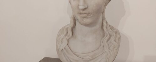 Rzymska rzeźba ukazująca Minerwę