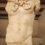 Sculpture showing torso of Hercules