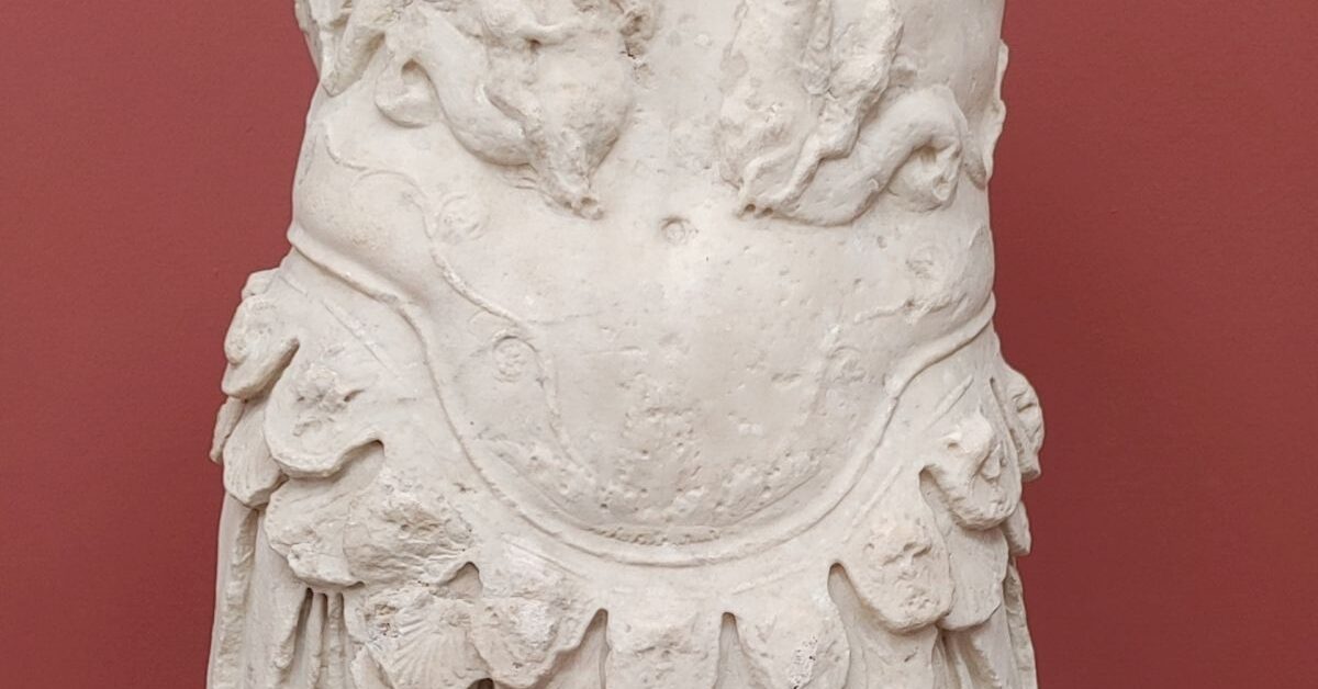 Roman sculpture showing torso « IMPERIUM ROMANUM