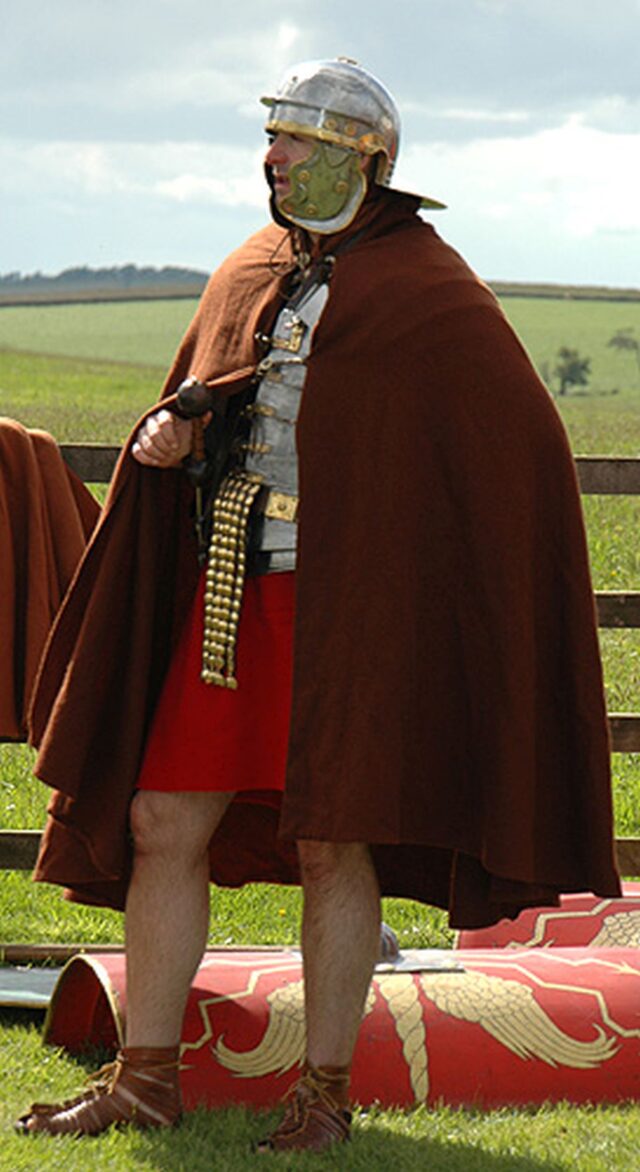 Legionary dressed in sagum