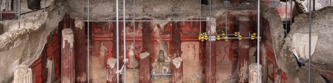 New Roman frescoes were discovered in Pompeii