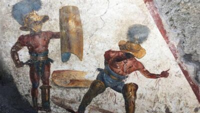 Fragment rzymskiego fresku przedstawiającego walkę dwóch gladiatorów