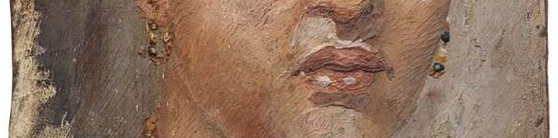 Woman with short hair in Fayum portrait