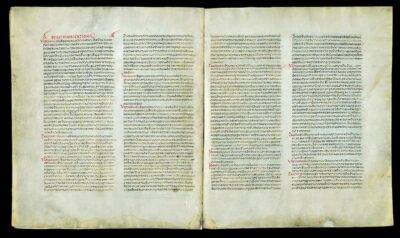 Littera Florentina manuscript from the sixth century CE. On the presented page we can see fragments of Justinian’s Digest